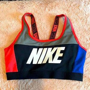 NIKE sports bra